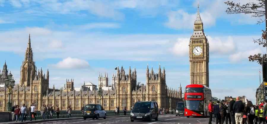5 things to do when you arrive in the UK as a student