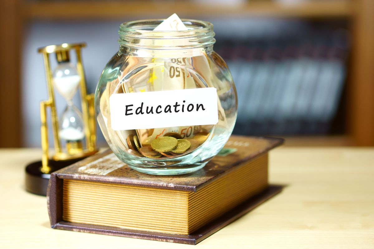 How to Calculate Proof of Funds for UK Student Visa