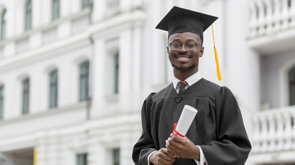 Study in the UK from Ghana: Requirements, Costs, Visa & Scholarships